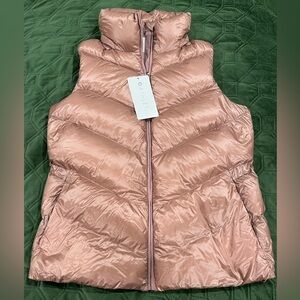 Athleta NWT Down vest - M